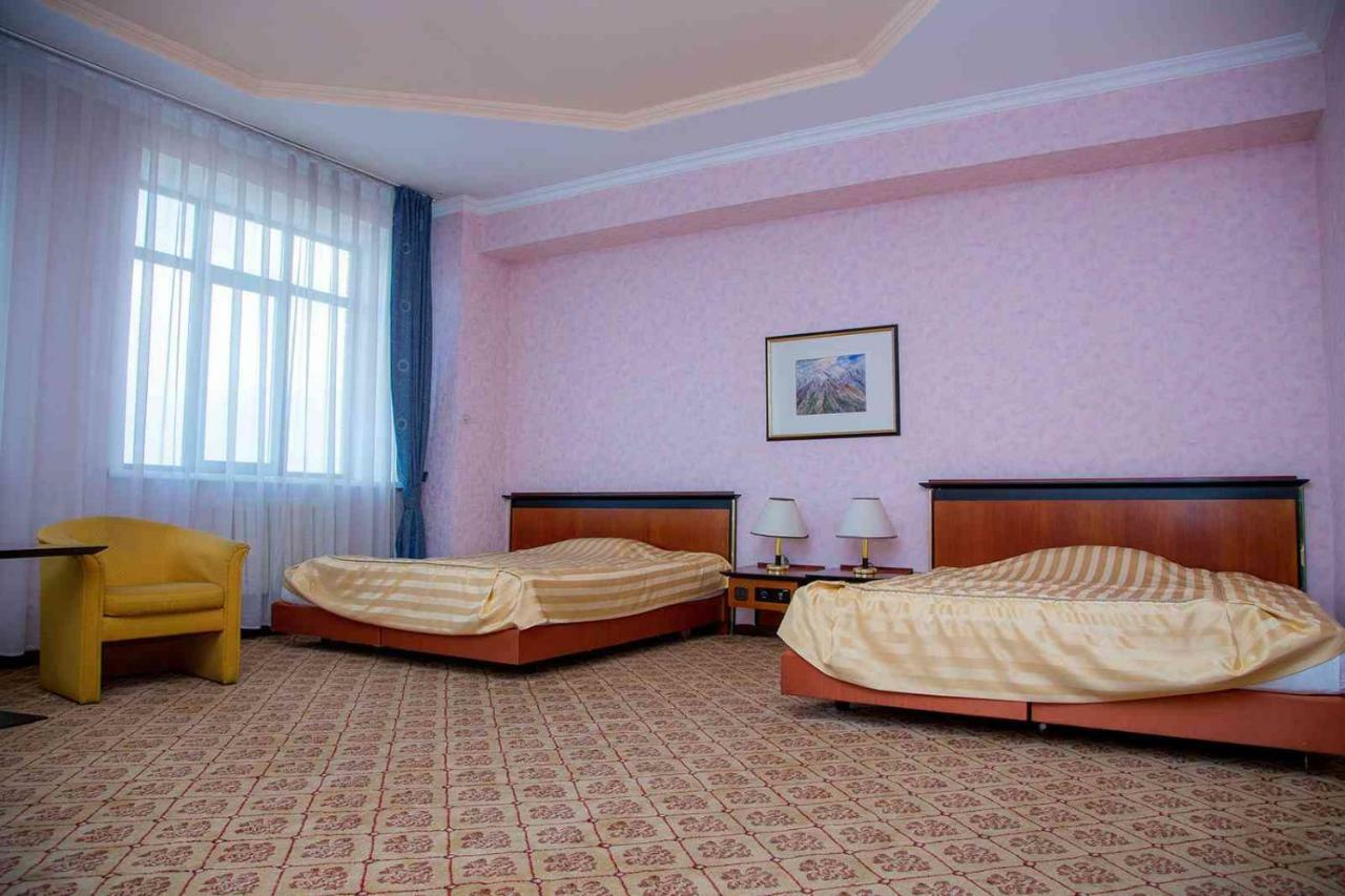 Экипаж Hotell Alma-Ata Exteriör bild